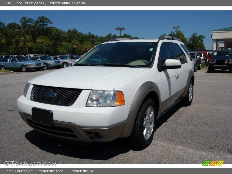 Oxford White / Pebble 2005 Ford Freestyle SEL