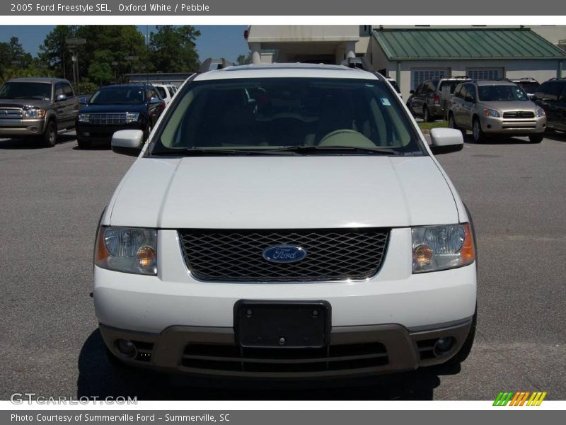 Oxford White / Pebble 2005 Ford Freestyle SEL