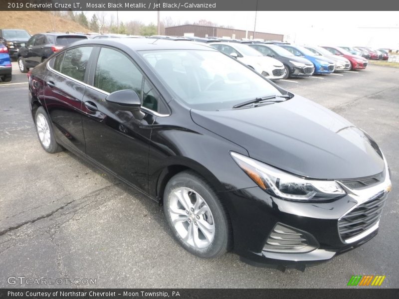 Mosaic Black Metallic / Jet Black/­Galvanized 2019 Chevrolet Cruze LT