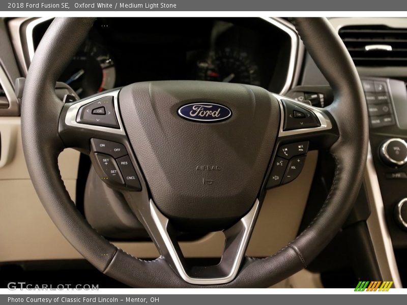 Oxford White / Medium Light Stone 2018 Ford Fusion SE