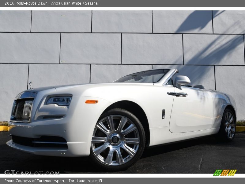 Andalusian White / Seashell 2016 Rolls-Royce Dawn
