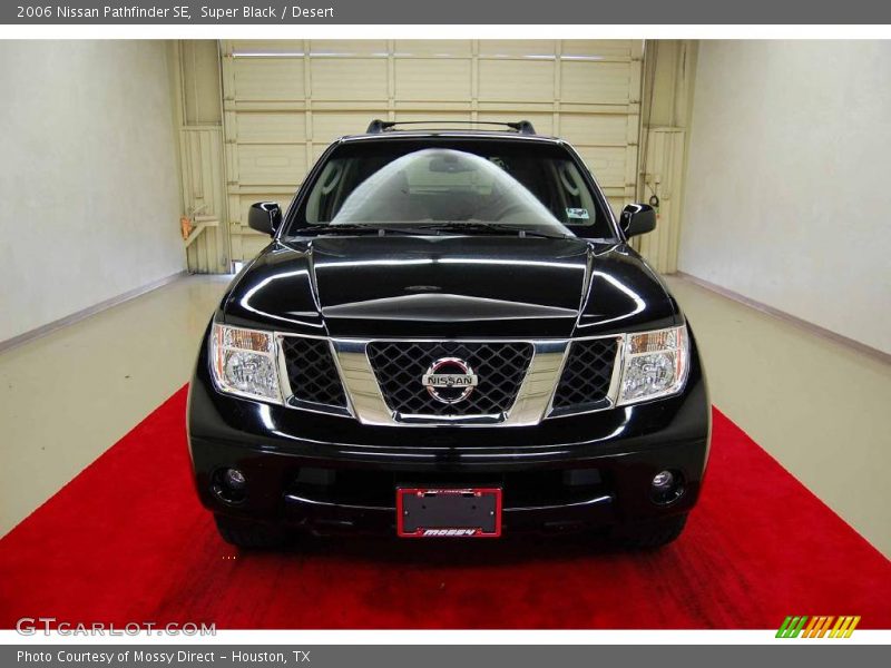Super Black / Desert 2006 Nissan Pathfinder SE