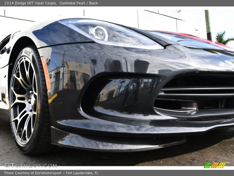 Gunmetal Pearl / Black 2014 Dodge SRT Viper Coupe