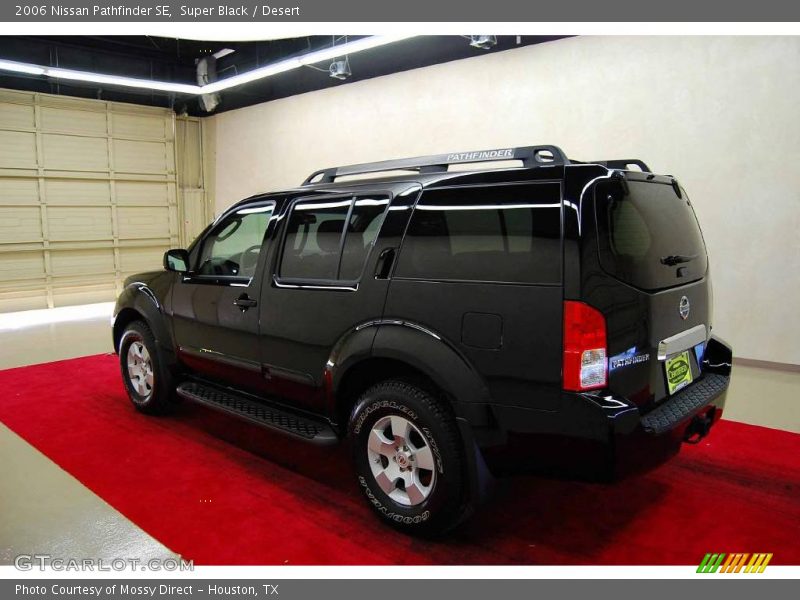 Super Black / Desert 2006 Nissan Pathfinder SE