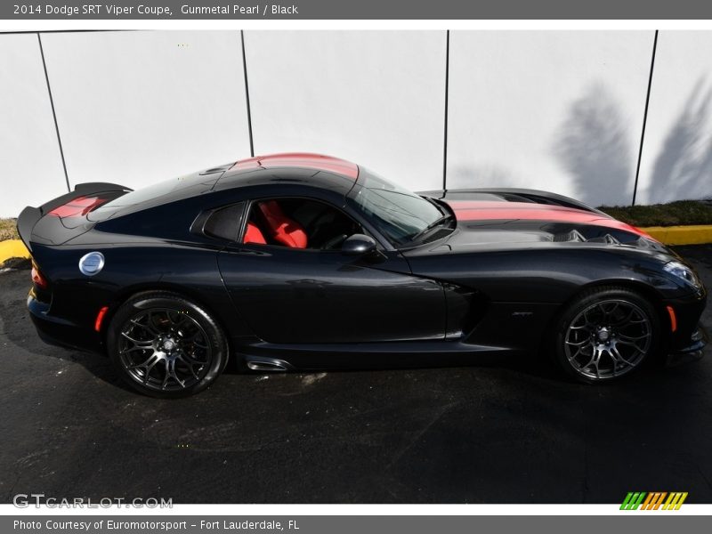 Gunmetal Pearl / Black 2014 Dodge SRT Viper Coupe