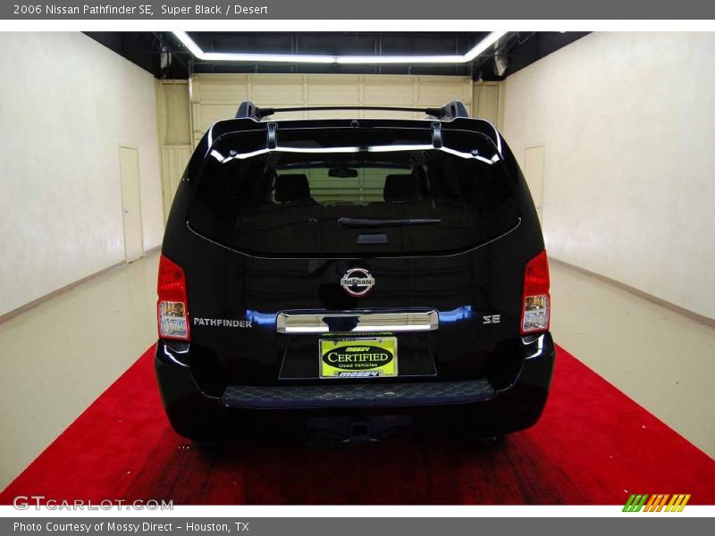 Super Black / Desert 2006 Nissan Pathfinder SE