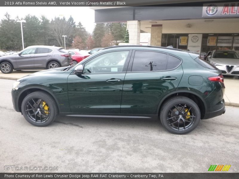 Verde Visconti (Green) Metallic / Black 2019 Alfa Romeo Stelvio AWD