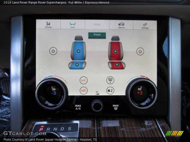 Controls of 2019 Range Rover Supercharged