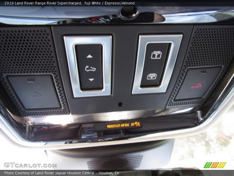 Fuji White / Espresso/Almond 2019 Land Rover Range Rover Supercharged