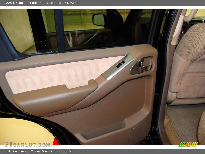 Super Black / Desert 2006 Nissan Pathfinder SE