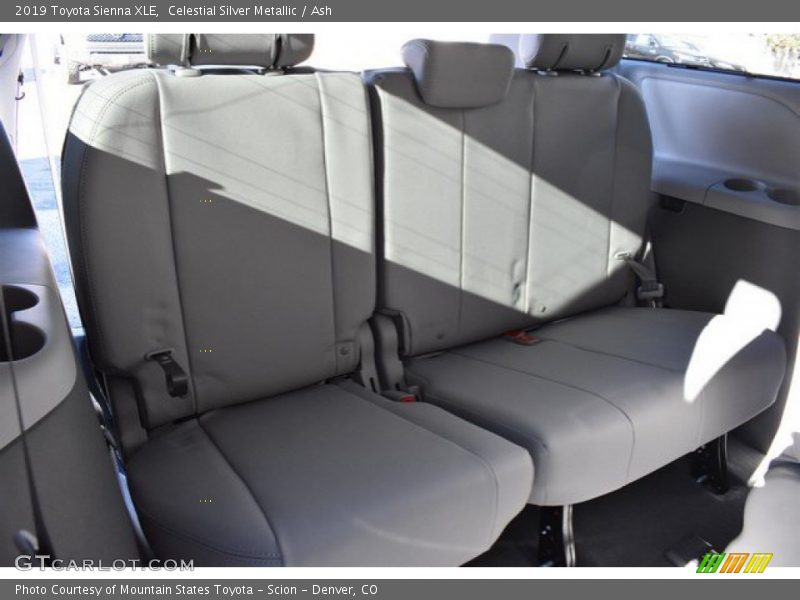 Celestial Silver Metallic / Ash 2019 Toyota Sienna XLE