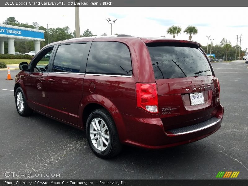 Octane Red Pearl / Black 2018 Dodge Grand Caravan SXT