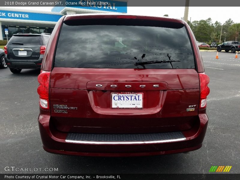 Octane Red Pearl / Black 2018 Dodge Grand Caravan SXT