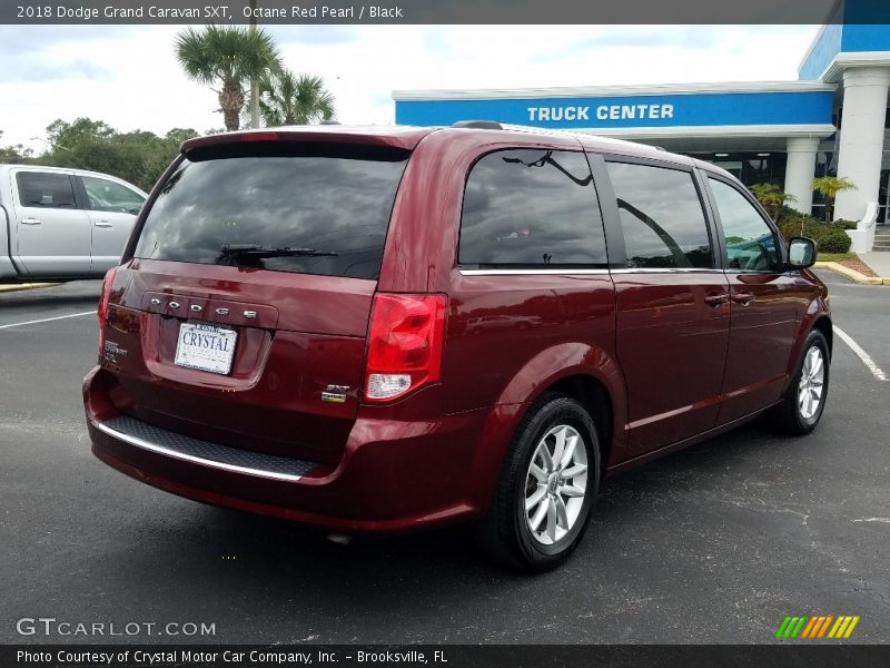 Octane Red Pearl / Black 2018 Dodge Grand Caravan SXT