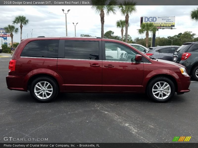 Octane Red Pearl / Black 2018 Dodge Grand Caravan SXT