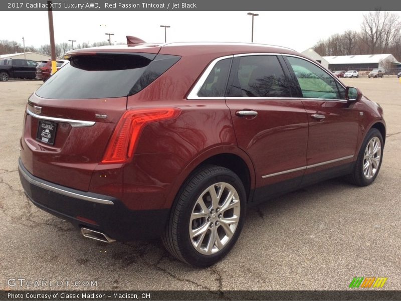 Red Passion Tintcoat / Jet Black 2017 Cadillac XT5 Luxury AWD