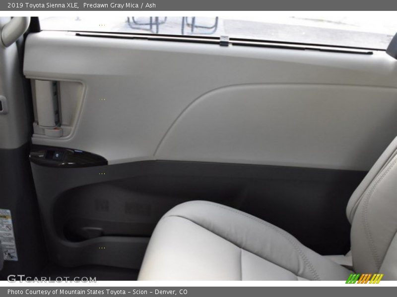 Predawn Gray Mica / Ash 2019 Toyota Sienna XLE