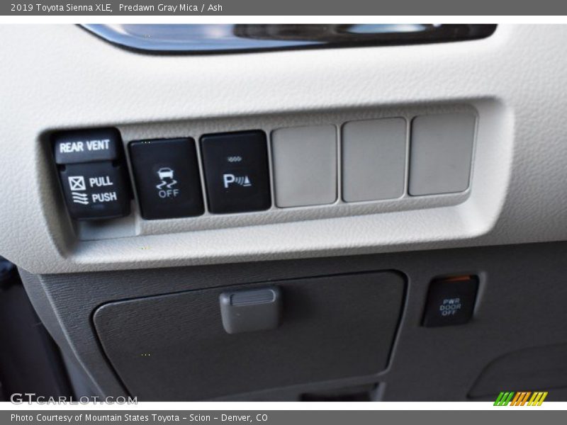 Predawn Gray Mica / Ash 2019 Toyota Sienna XLE