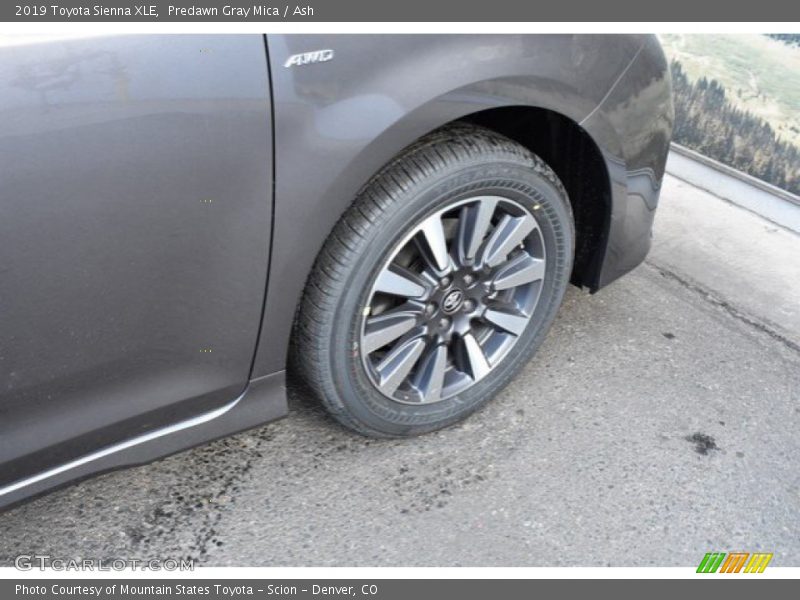Predawn Gray Mica / Ash 2019 Toyota Sienna XLE