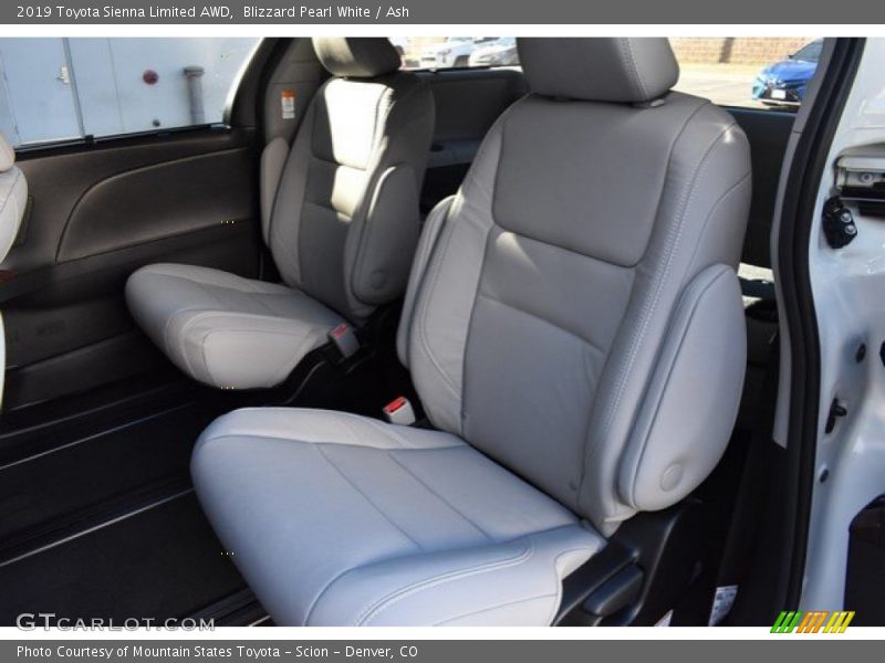 Blizzard Pearl White / Ash 2019 Toyota Sienna Limited AWD