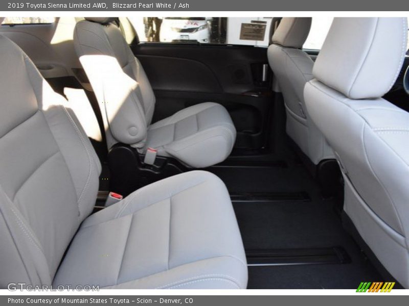 Blizzard Pearl White / Ash 2019 Toyota Sienna Limited AWD
