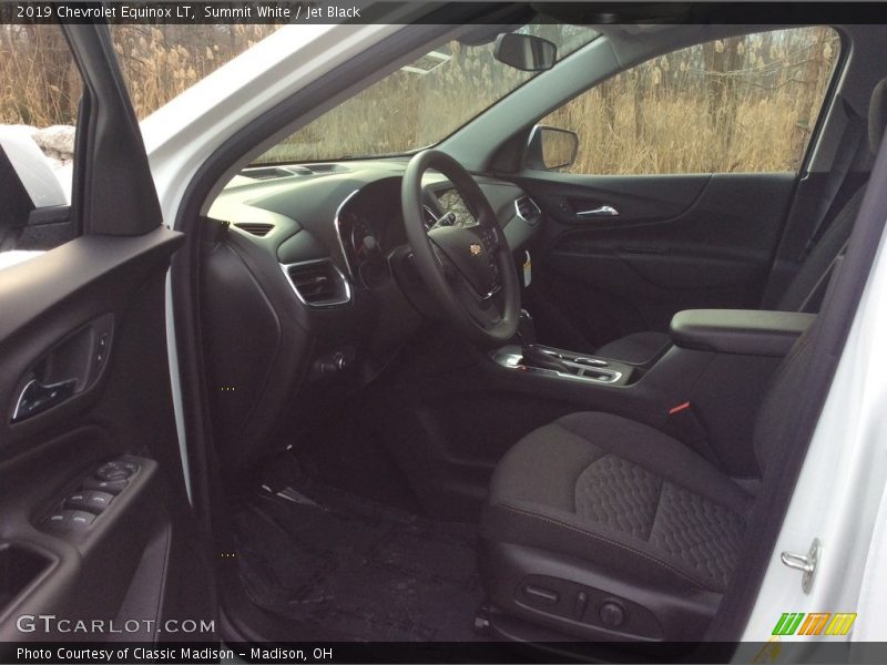 Summit White / Jet Black 2019 Chevrolet Equinox LT