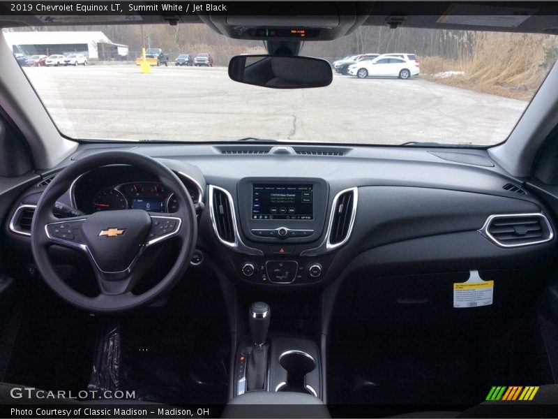 Summit White / Jet Black 2019 Chevrolet Equinox LT