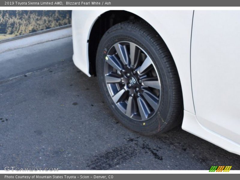 Blizzard Pearl White / Ash 2019 Toyota Sienna Limited AWD