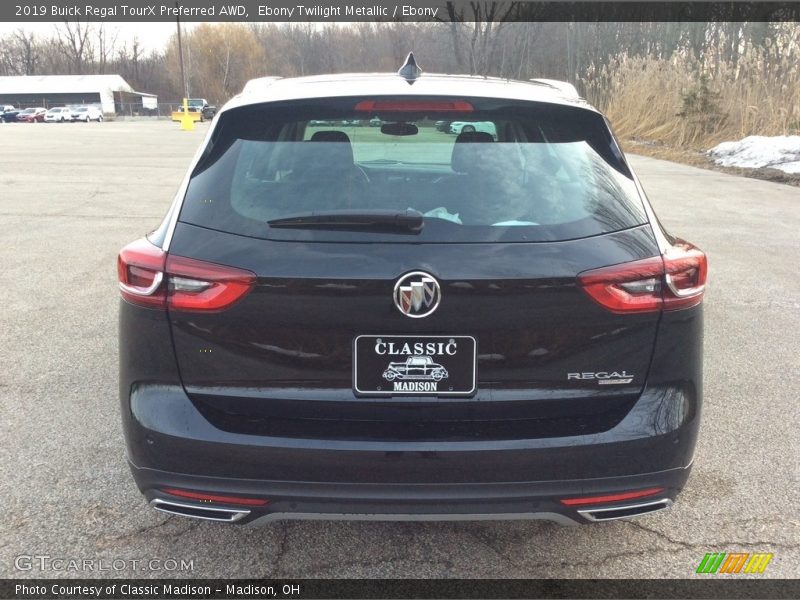 Ebony Twilight Metallic / Ebony 2019 Buick Regal TourX Preferred AWD