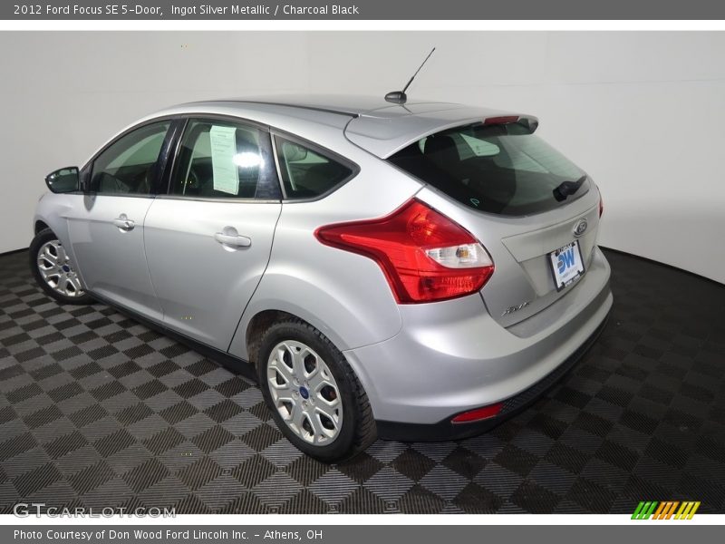 Ingot Silver Metallic / Charcoal Black 2012 Ford Focus SE 5-Door