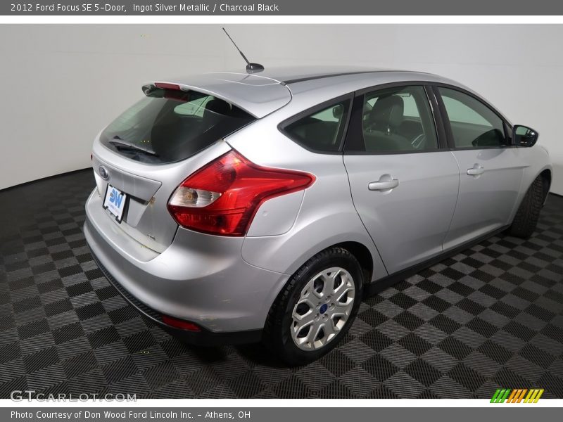 Ingot Silver Metallic / Charcoal Black 2012 Ford Focus SE 5-Door