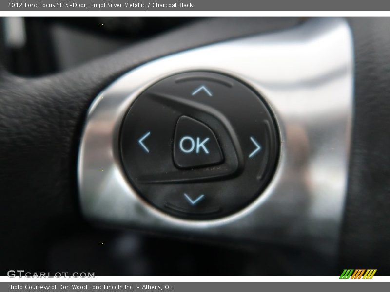 Ingot Silver Metallic / Charcoal Black 2012 Ford Focus SE 5-Door