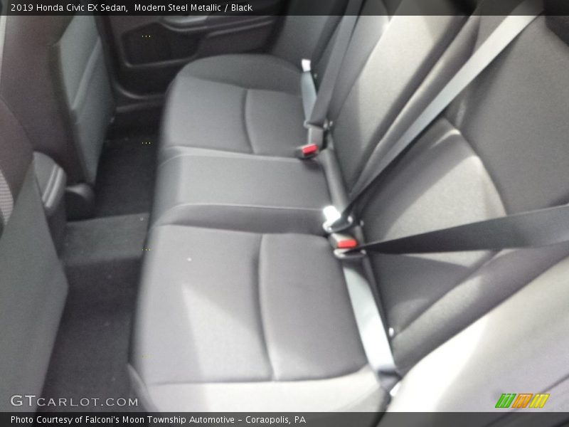 Modern Steel Metallic / Black 2019 Honda Civic EX Sedan