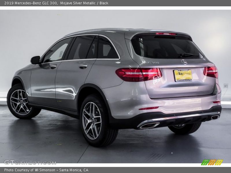 Mojave Silver Metallic / Black 2019 Mercedes-Benz GLC 300