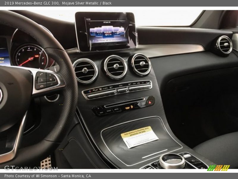 Mojave Silver Metallic / Black 2019 Mercedes-Benz GLC 300