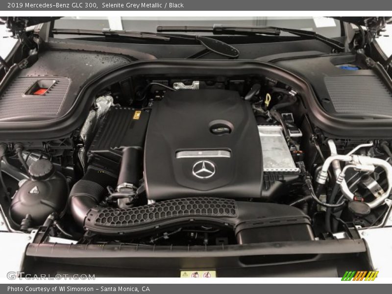 Selenite Grey Metallic / Black 2019 Mercedes-Benz GLC 300