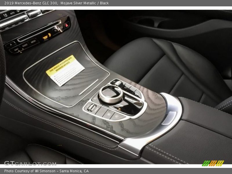 Mojave Silver Metallic / Black 2019 Mercedes-Benz GLC 300