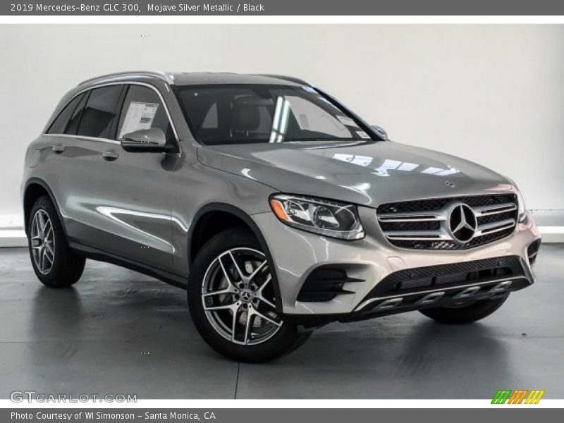 Mojave Silver Metallic / Black 2019 Mercedes-Benz GLC 300