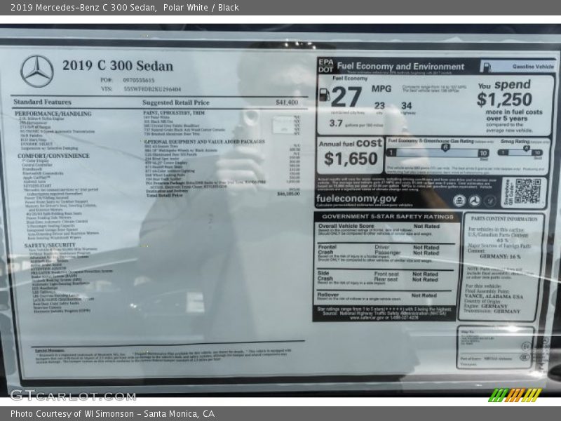 Polar White / Black 2019 Mercedes-Benz C 300 Sedan