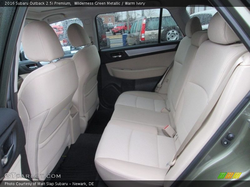 Wilderness Green Metallic / Warm Ivory 2016 Subaru Outback 2.5i Premium
