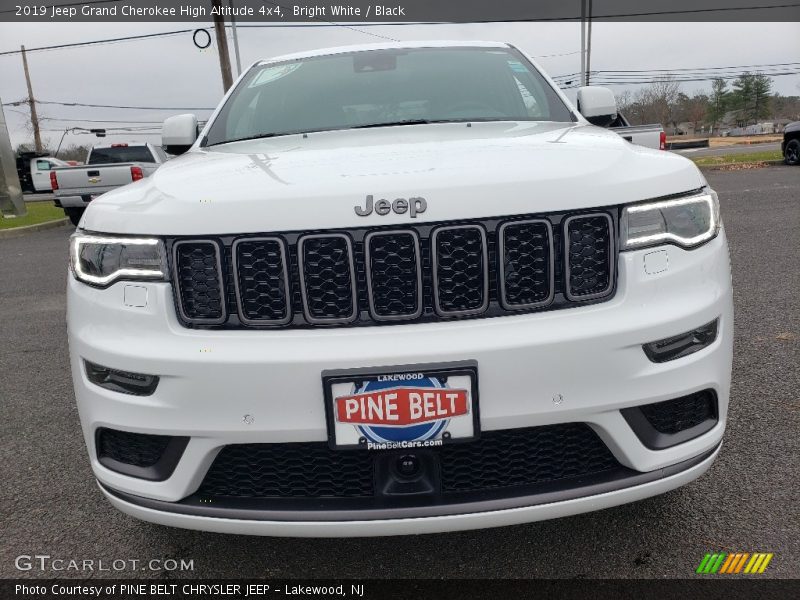 Bright White / Black 2019 Jeep Grand Cherokee High Altitude 4x4