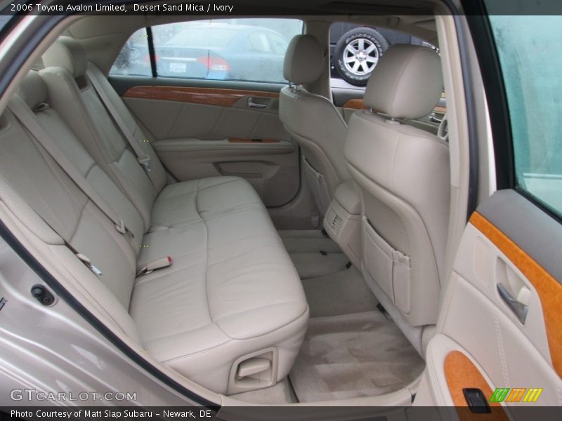 Desert Sand Mica / Ivory 2006 Toyota Avalon Limited
