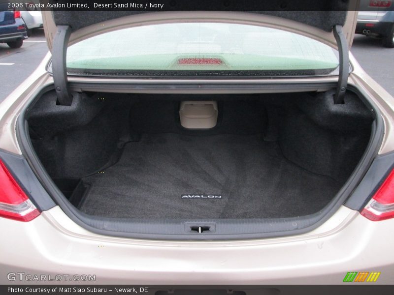 Desert Sand Mica / Ivory 2006 Toyota Avalon Limited