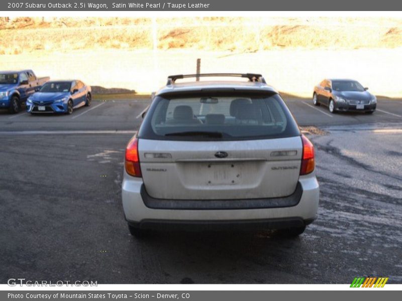 Satin White Pearl / Taupe Leather 2007 Subaru Outback 2.5i Wagon