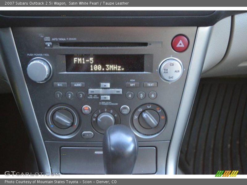 Satin White Pearl / Taupe Leather 2007 Subaru Outback 2.5i Wagon
