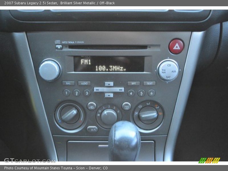 Brilliant Silver Metallic / Off-Black 2007 Subaru Legacy 2.5i Sedan