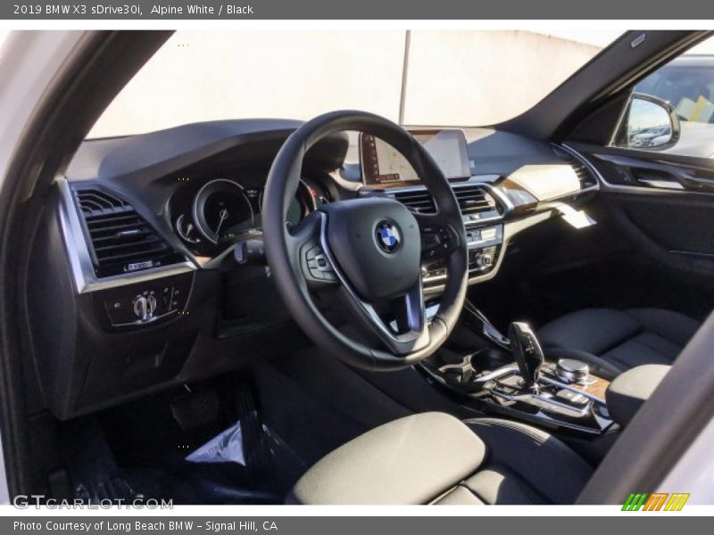Alpine White / Black 2019 BMW X3 sDrive30i
