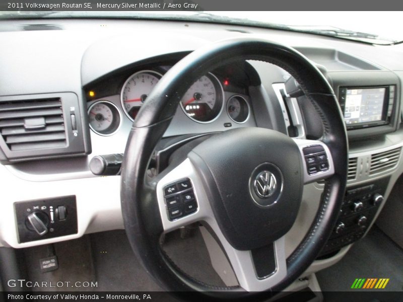 Mercury Silver Metallic / Aero Gray 2011 Volkswagen Routan SE
