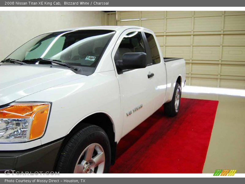Blizzard White / Charcoal 2008 Nissan Titan XE King Cab