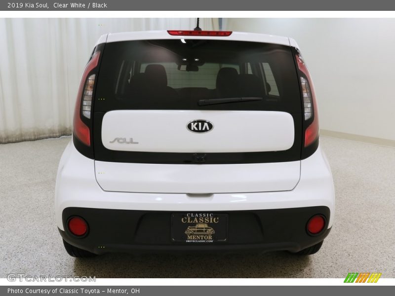 Clear White / Black 2019 Kia Soul